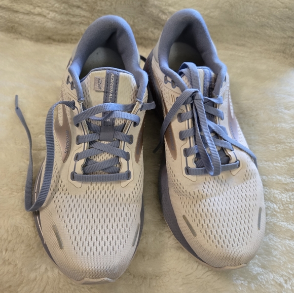 Brooks Adrenaline GTS 22 - Picture 16 of 16